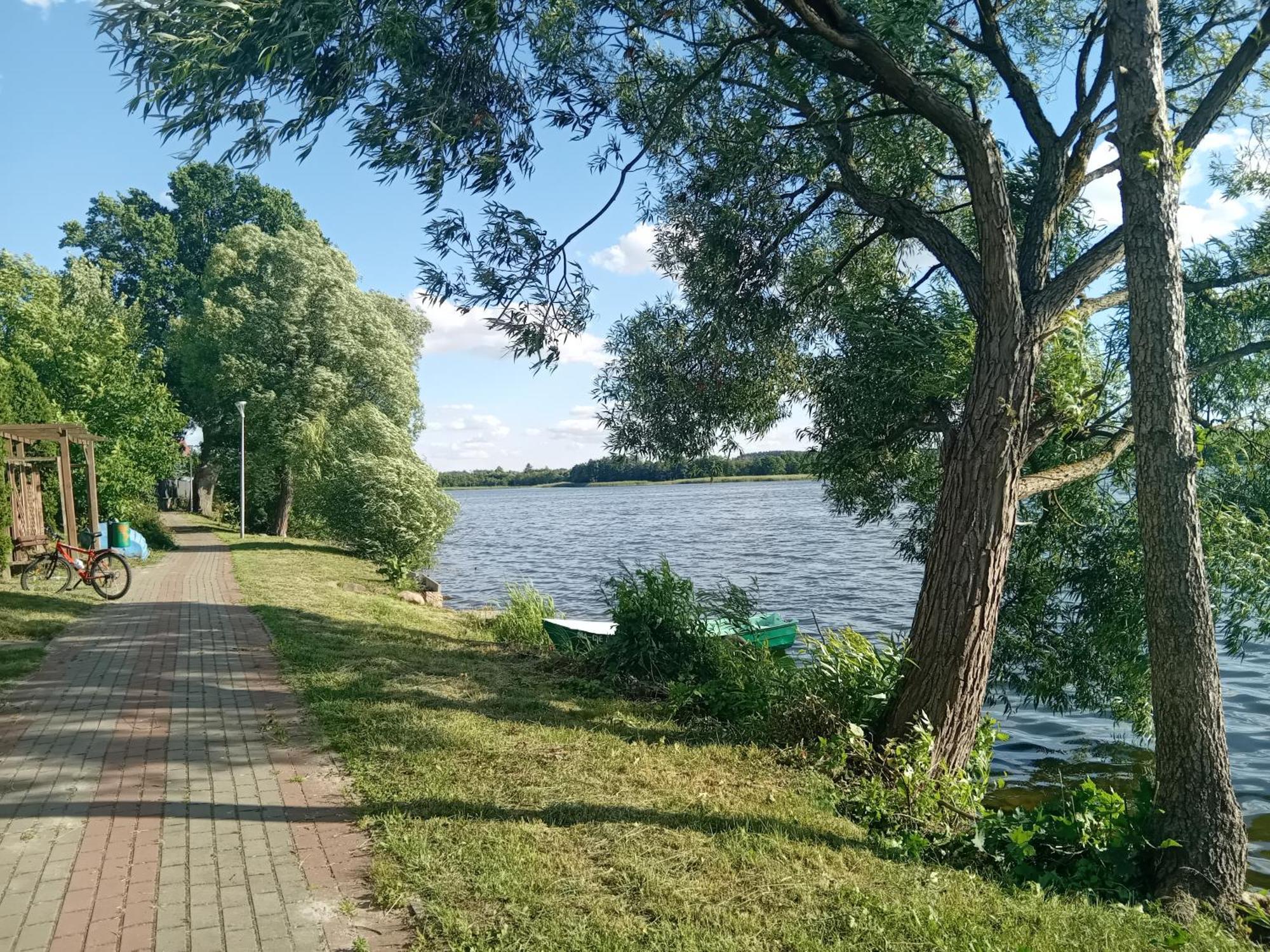 Pokoje Goscinne Sloneczny Klon Dabrowno Buitenkant foto