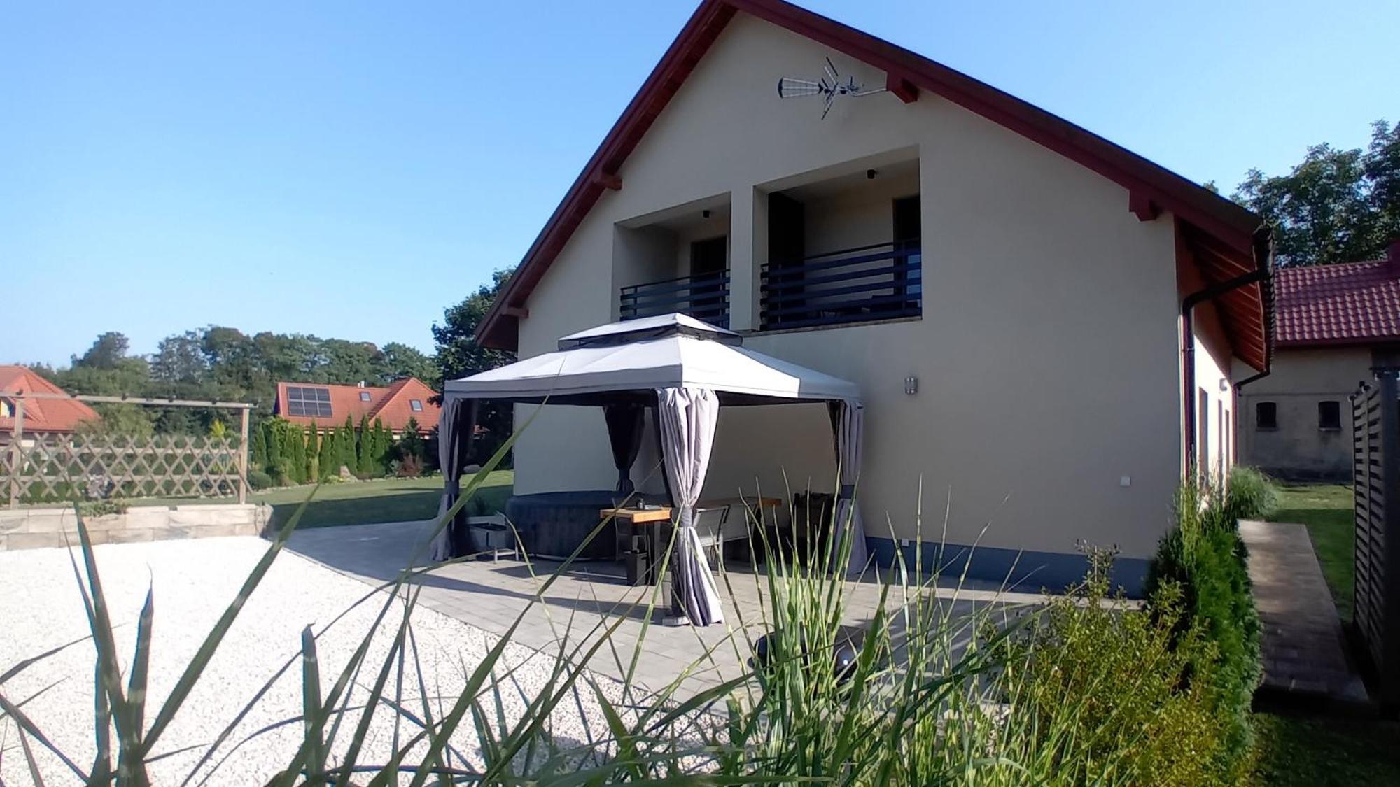 Pokoje Goscinne Sloneczny Klon Dabrowno Buitenkant foto